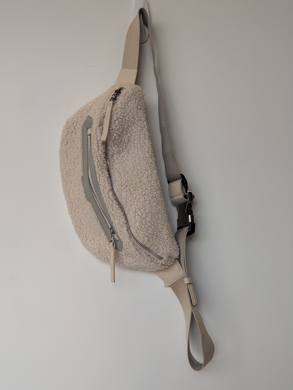 Varley Cream Sherpa Crossbody Sling Bag
